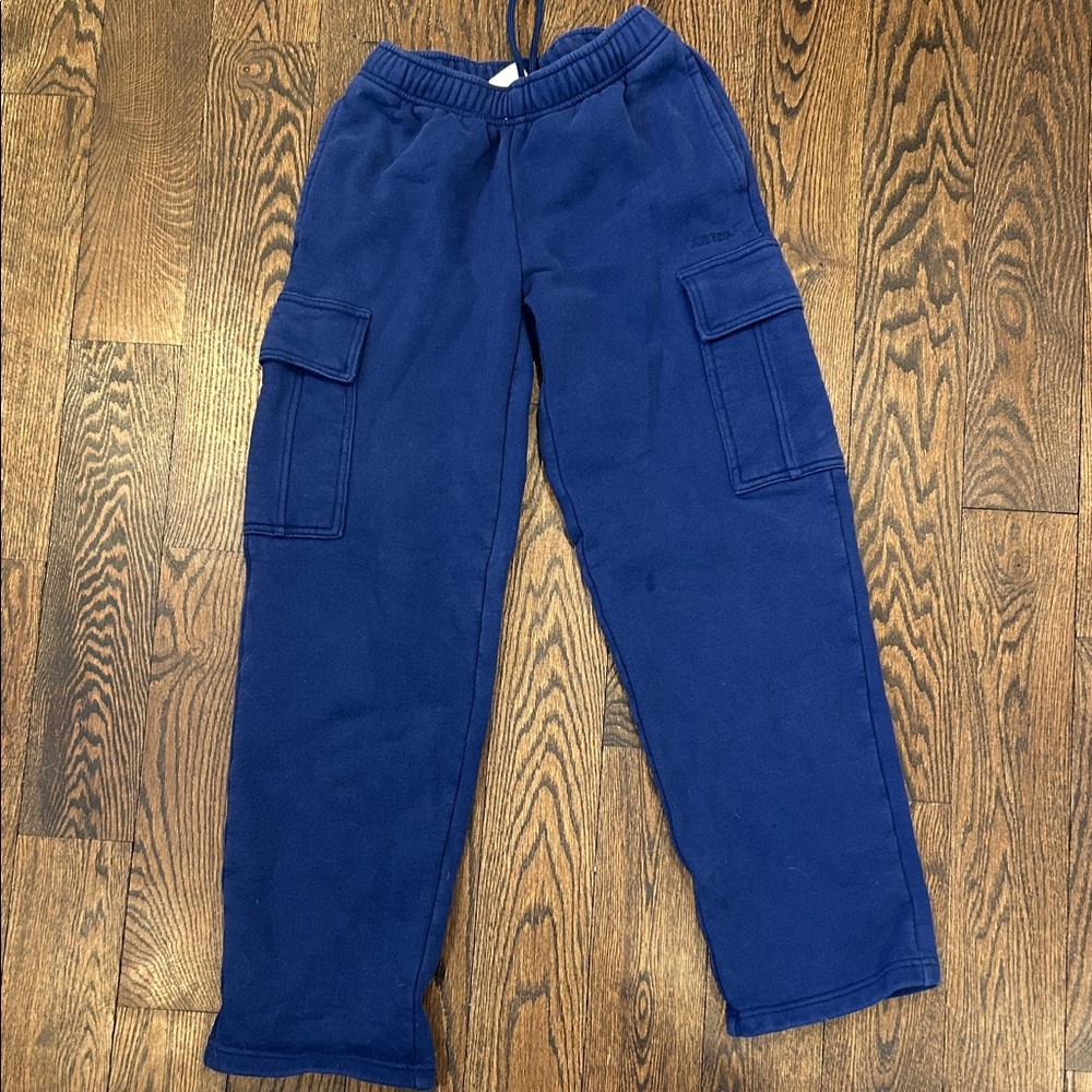 Aritzia Cozy Sweat fleece Mega Cargo Sweatpants